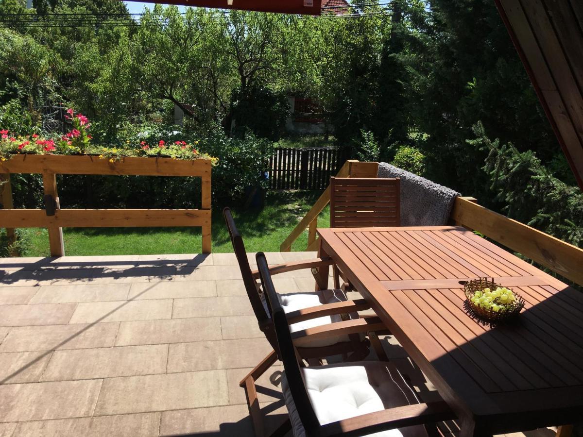Wooden Apartman Prémium Jacuzzival Alsóörs Exterior foto