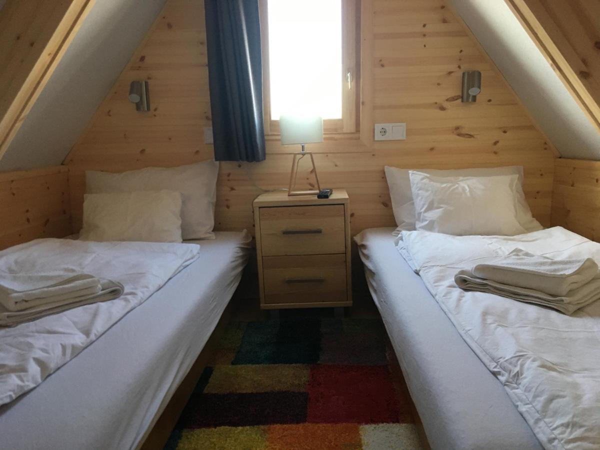 Wooden Apartman Prémium Jacuzzival Alsóörs Exterior foto